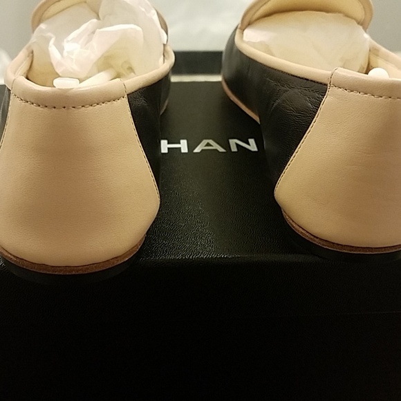 Chanel Loafers - Picture 6 of 8